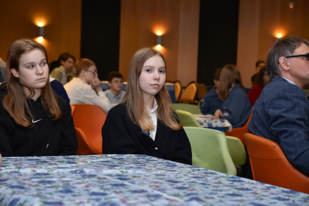 12 апреля12.JPG